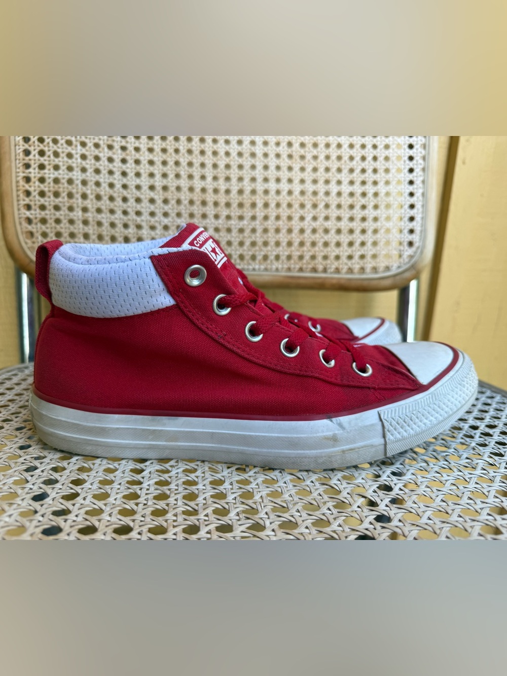 Converse Chuck Taylor All Star Street Mid Red Sneakers Men’s 7 / Women’s 9